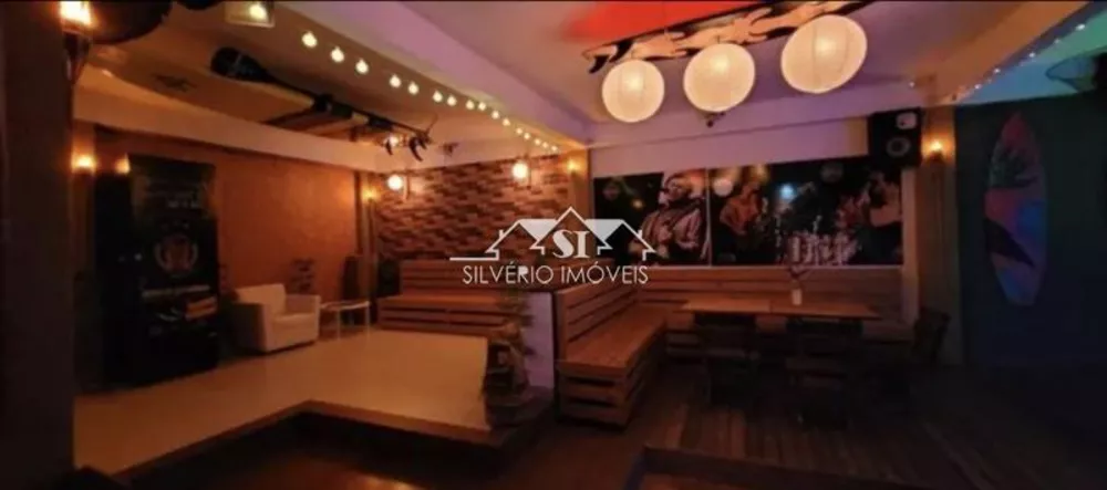 Casa, 8 quartos, 360 m² - Foto 1