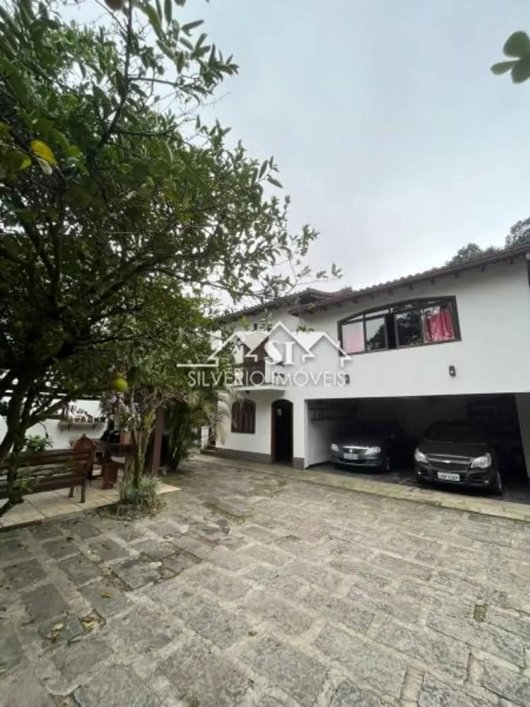 Casa, 3 quartos, 235 m² - Foto 8