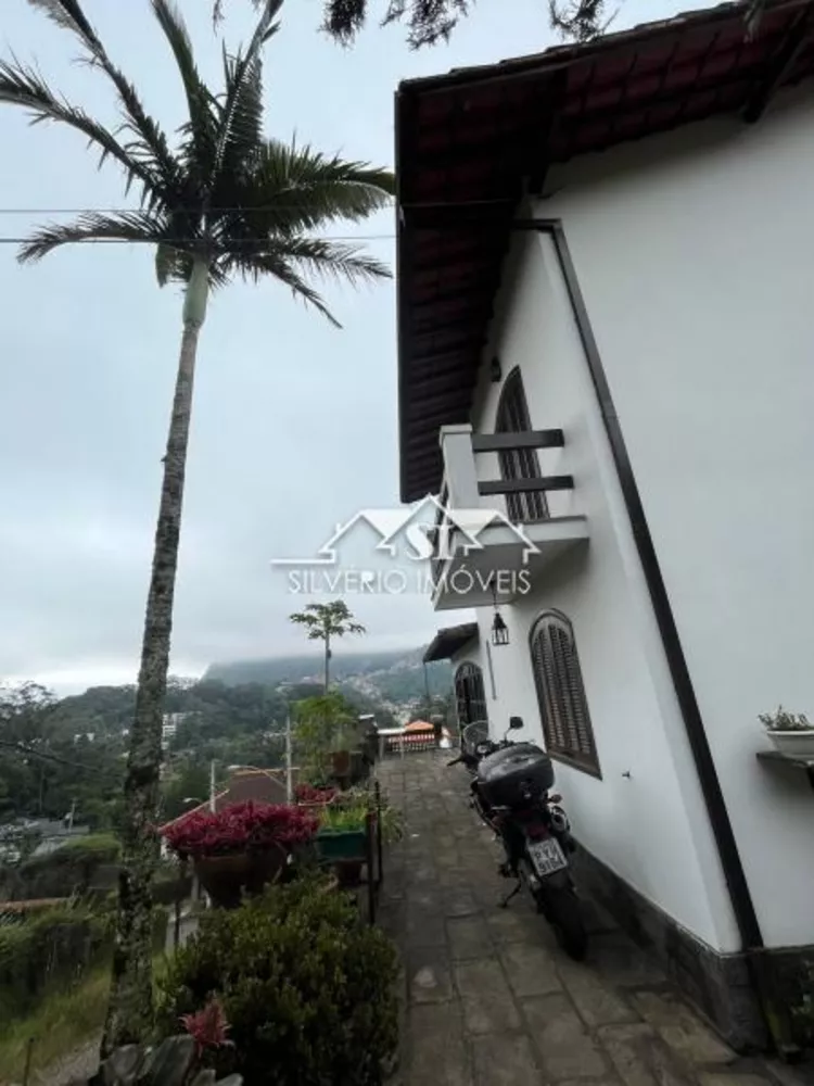 Casa, 3 quartos, 235 m² - Foto 31