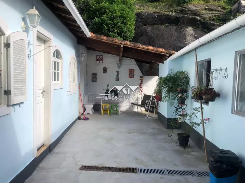 Casa, 5 quartos, 182 m² - Foto 2