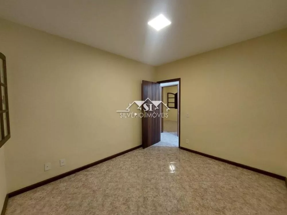 Casa, 3 quartos, 230 m² - Foto 1