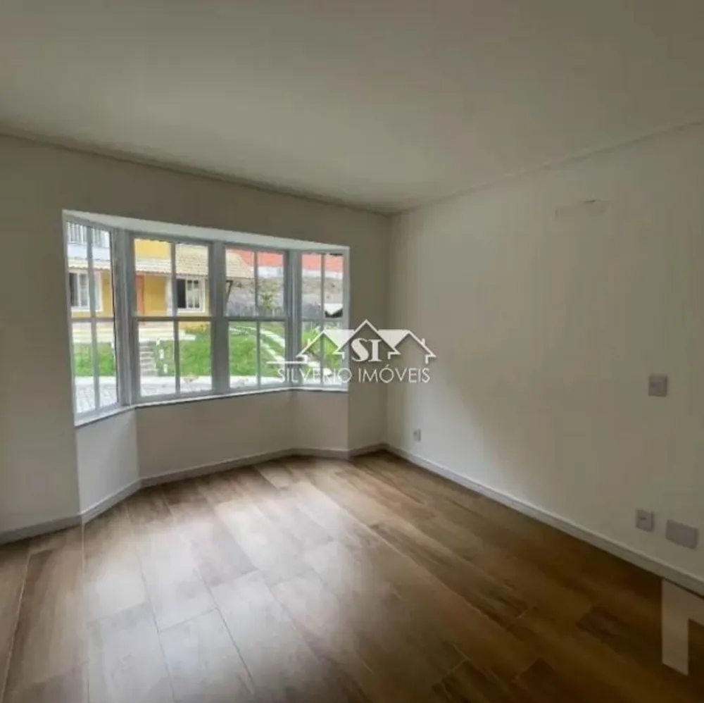 Casa, 4 quartos, 213 m² - Foto 3