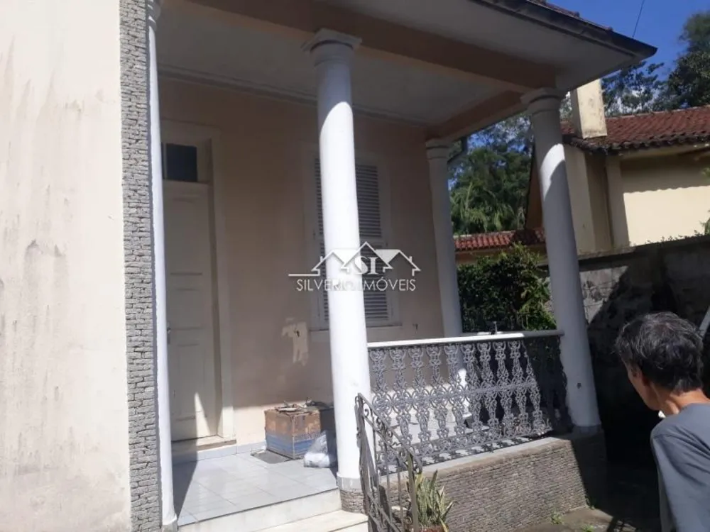 Casa, 4 quartos, 290 m² - Foto 1