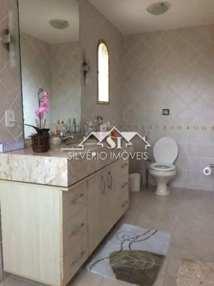 Casa, 4 quartos, 334 m² - Foto 1