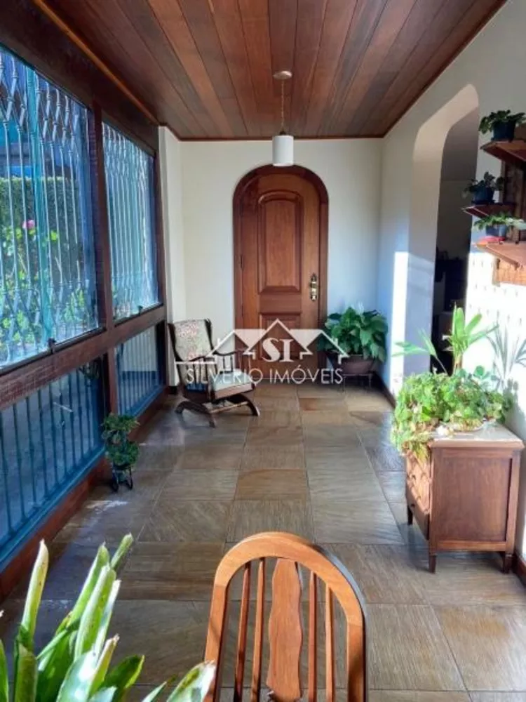 Casa, 5 quartos, 210 m² - Foto 2