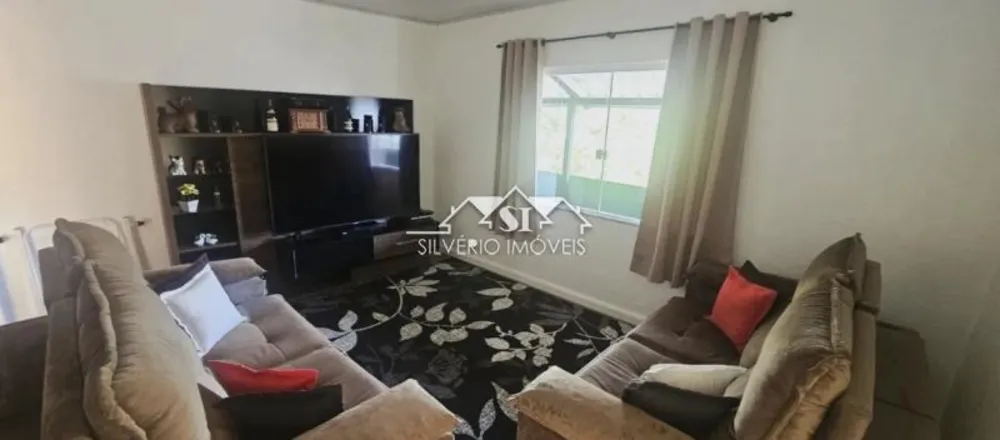 Casa, 3 quartos, 180 m² - Foto 1