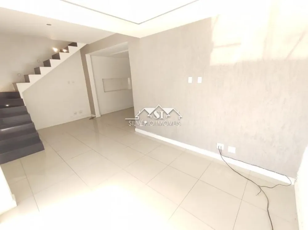 Casa, 3 quartos, 200 m² - Foto 2