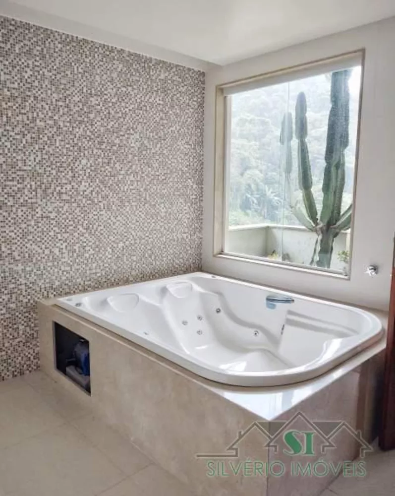 Casa, 4 quartos, 600 m² - Foto 27