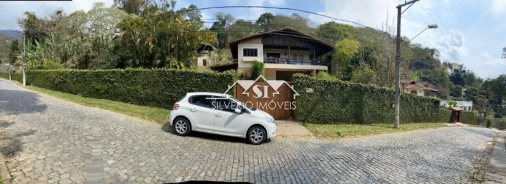 Casa, 3 quartos, 2350 m² - Foto 1