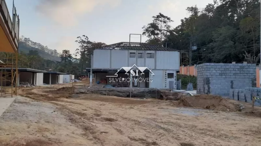 Casa, 4 quartos, 270 m² - Foto 28