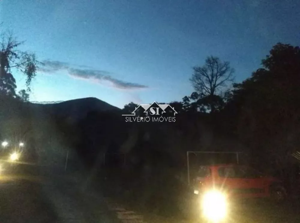 Sítio, 4 quartos, 8000 m² - Foto 4