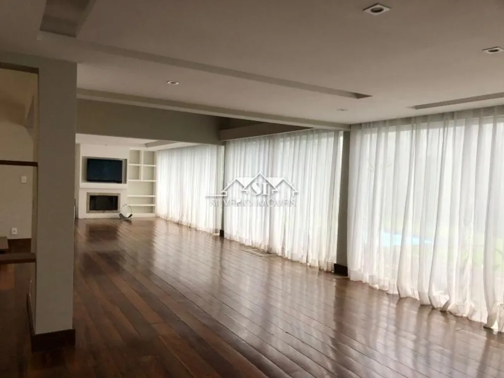 Casa, 3 quartos, 300 m² - Foto 1