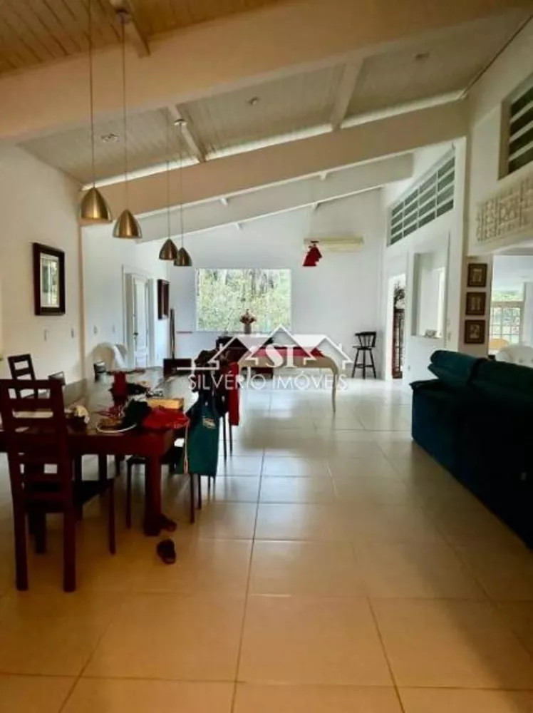 Sítio, 8 quartos, 1 hectares - Foto 4