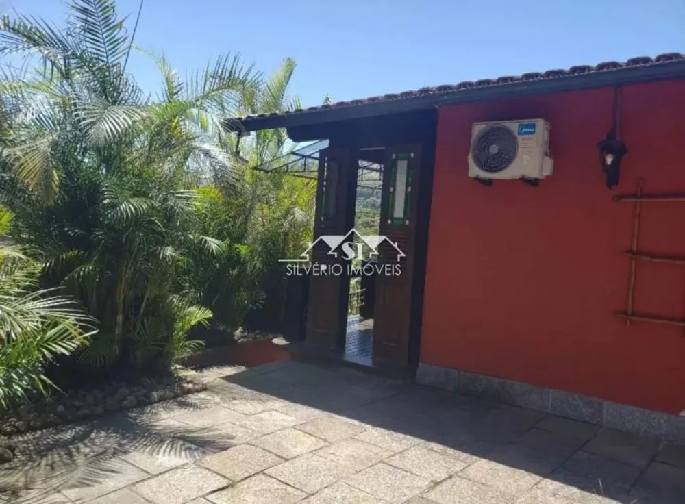 Casa, 3 quartos, 245 m² - Foto 24