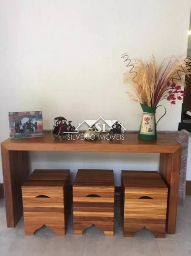 Casa, 4 quartos, 300 m² - Foto 1
