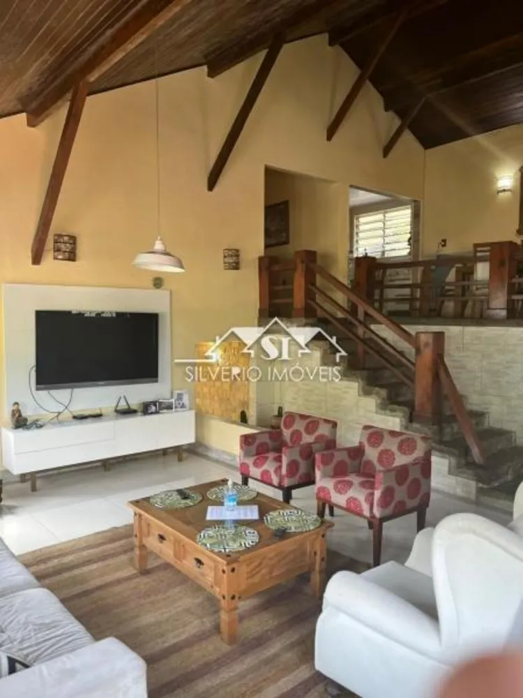 Casa, 3 quartos, 206 m² - Foto 2