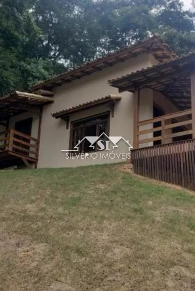 Casa, 3 quartos, 230 m² - Foto 1