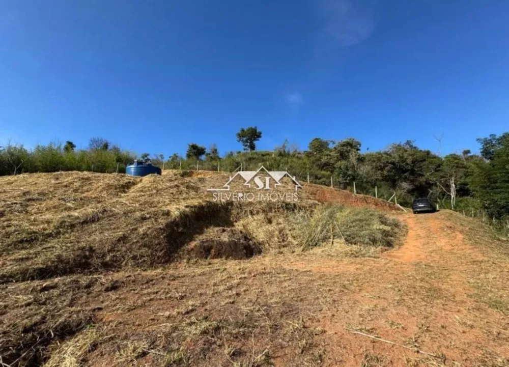 Terreno, 2050 m² - Foto 1