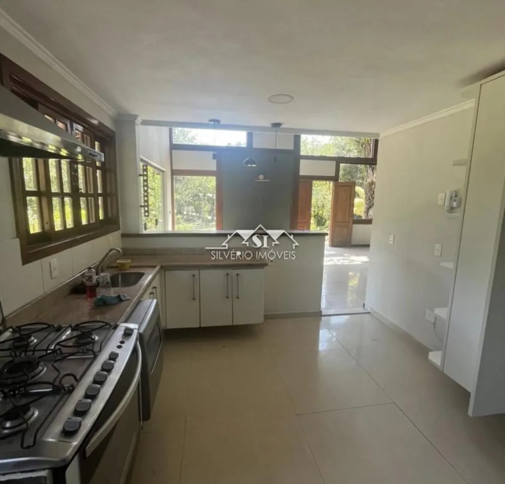 Casa, 4 quartos, 250 m² - Foto 17