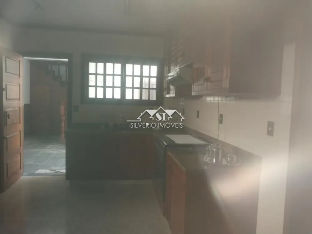 Casa, 4 quartos, 240 m² - Foto 24