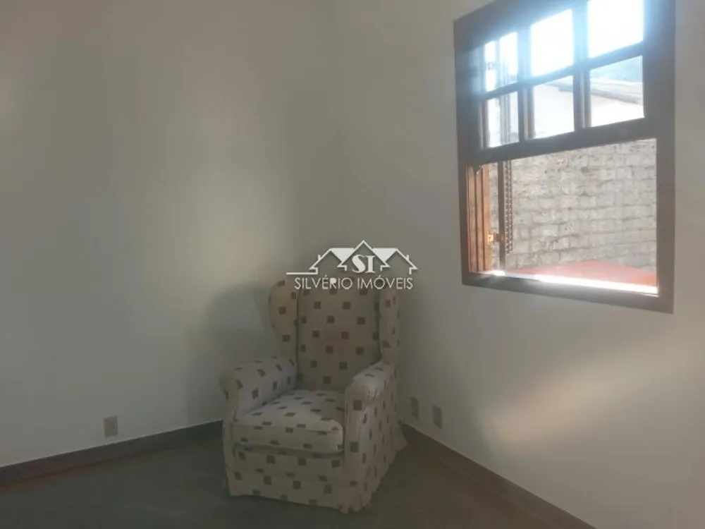 Casa, 4 quartos, 240 m² - Foto 21