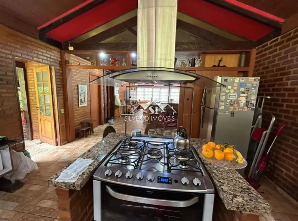 Casa, 3 quartos, 245 m² - Foto 3