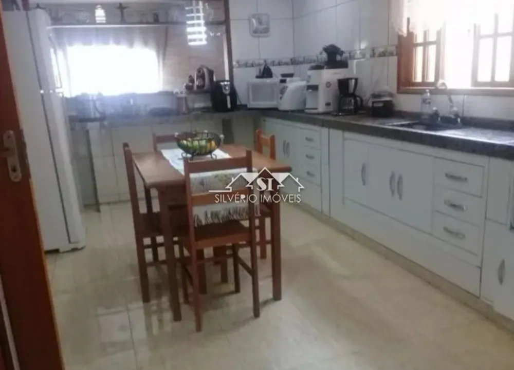 Casa, 2 quartos, 246 m² - Foto 4