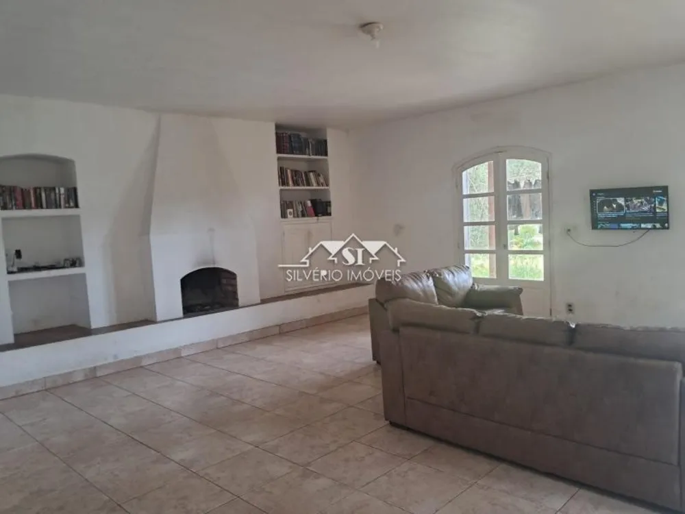 Casa, 4 quartos, 240 m² - Foto 29