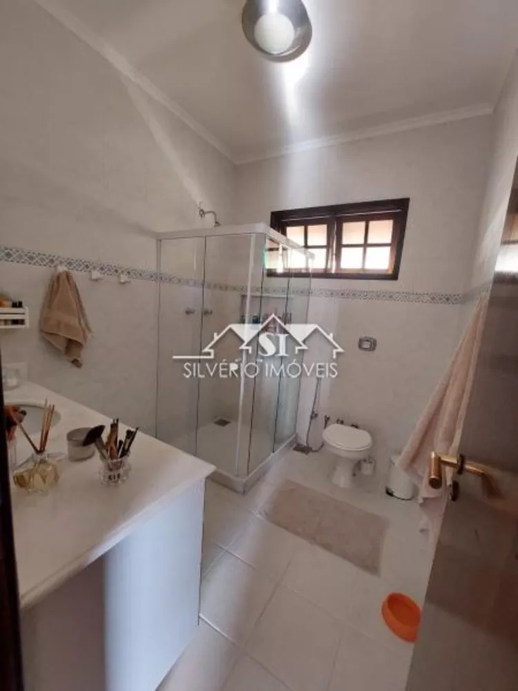 Casa, 4 quartos, 240 m² - Foto 54