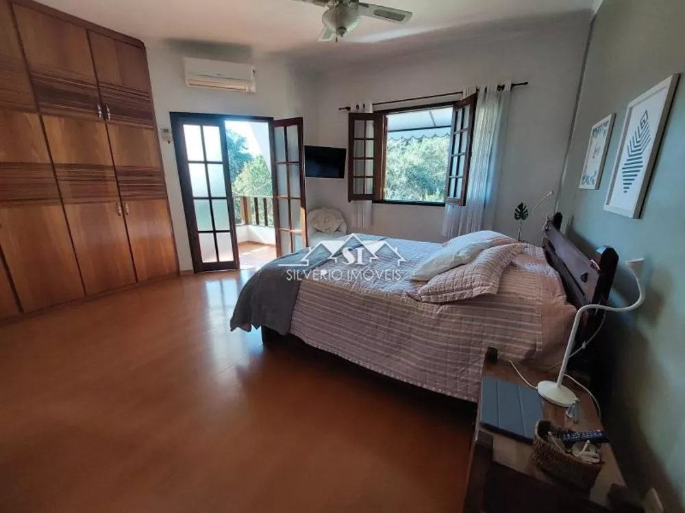 Casa, 4 quartos, 240 m² - Foto 41