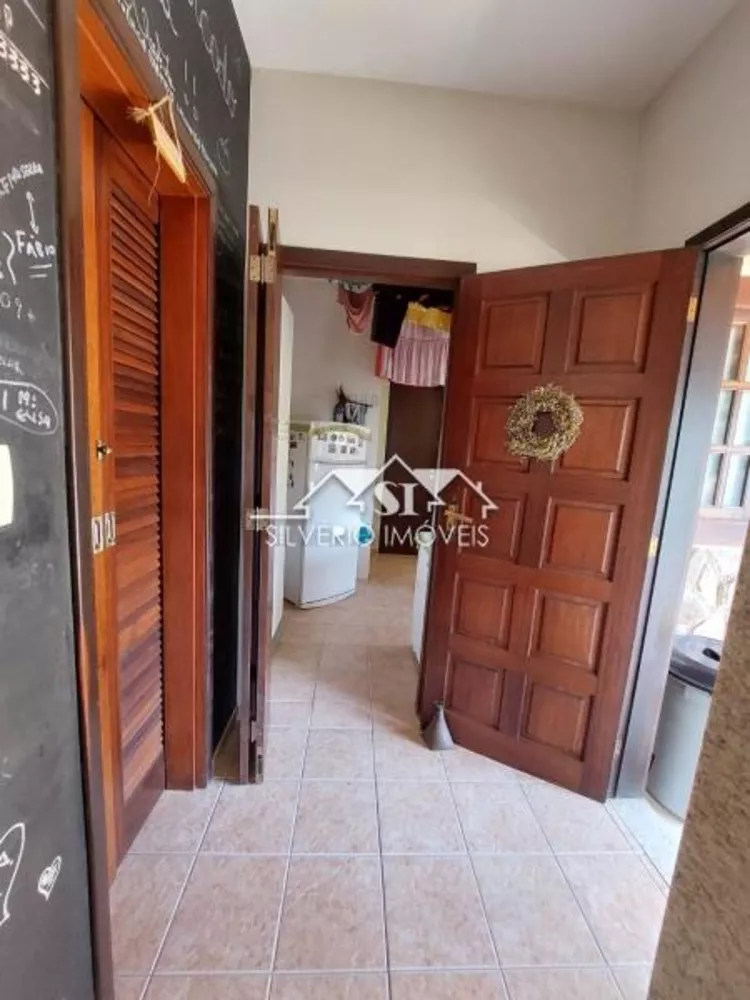 Casa, 4 quartos, 240 m² - Foto 45