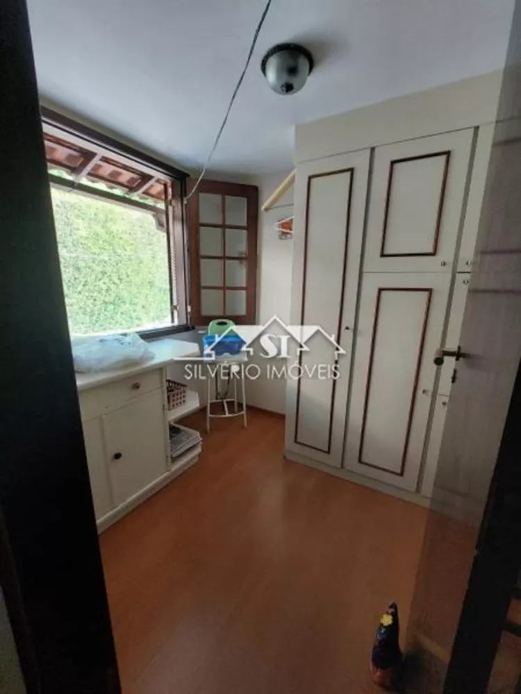 Casa, 4 quartos, 240 m² - Foto 44