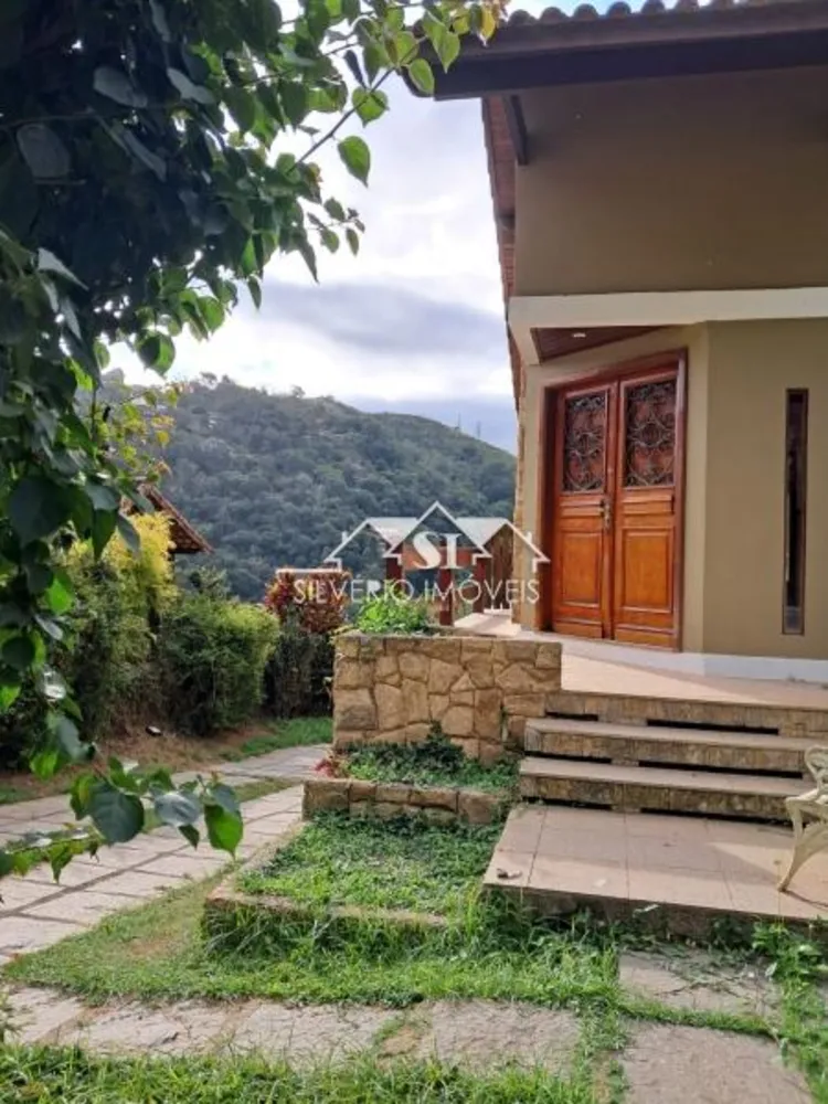 Casa, 3 quartos, 227 m² - Foto 1