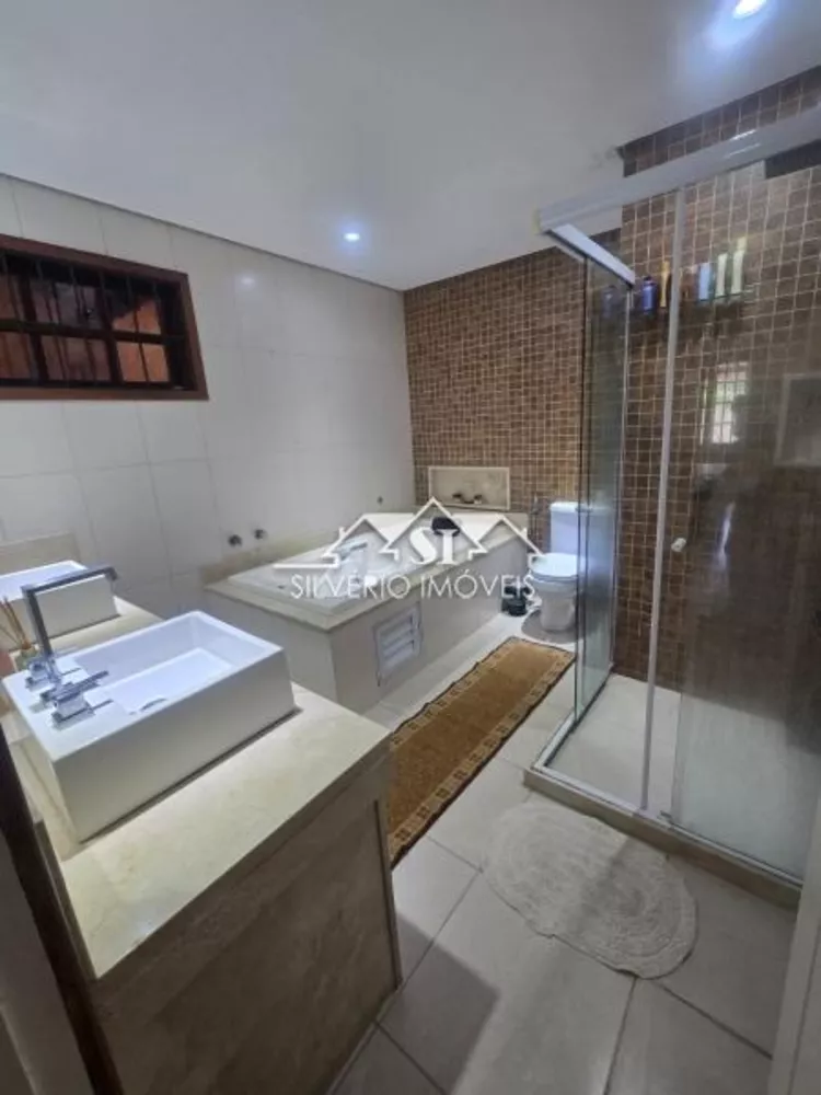 Casa, 3 quartos, 250 m² - Foto 37