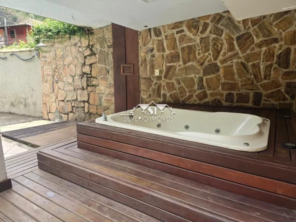 Casa, 3 quartos, 250 m² - Foto 15