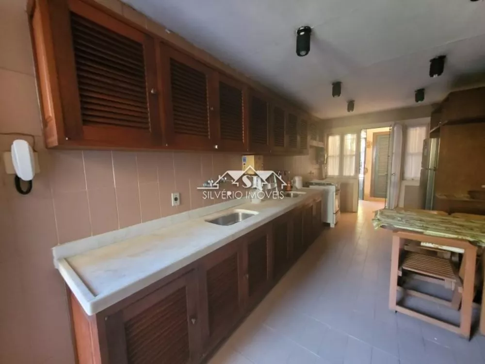 Casa, 4 quartos, 249 m² - Foto 4