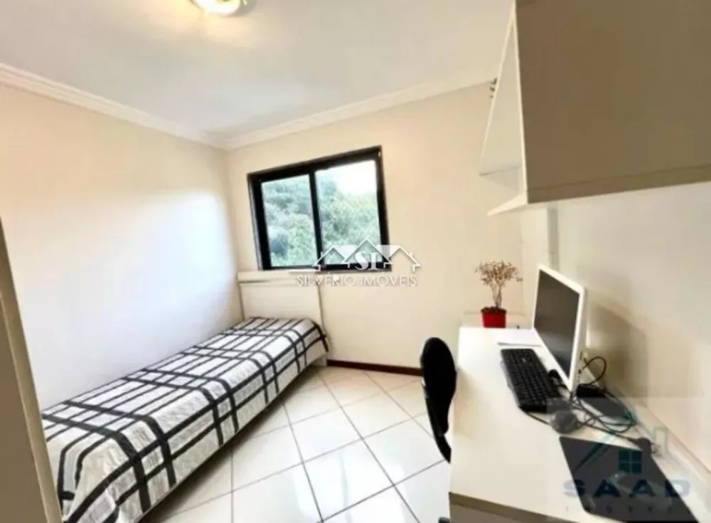 Apartamento, 3 quartos, 140 m² - Foto 1