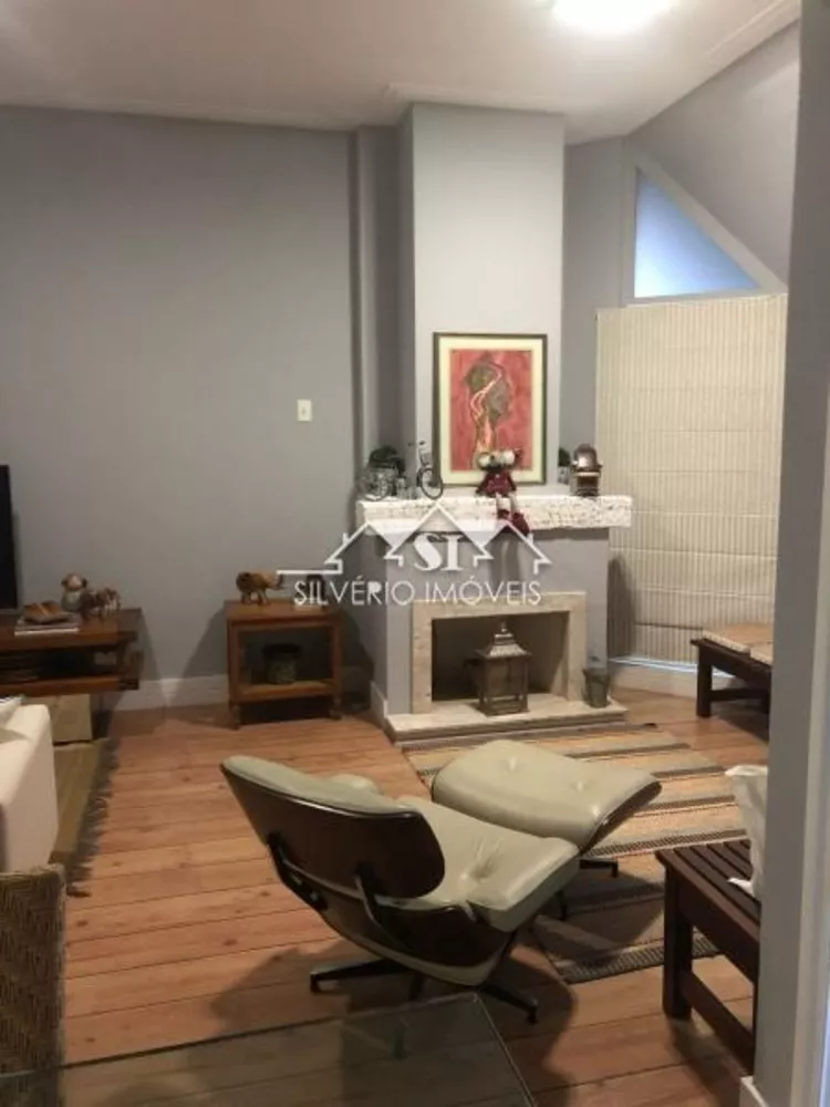 Casa, 4 quartos, 420 m² - Foto 1