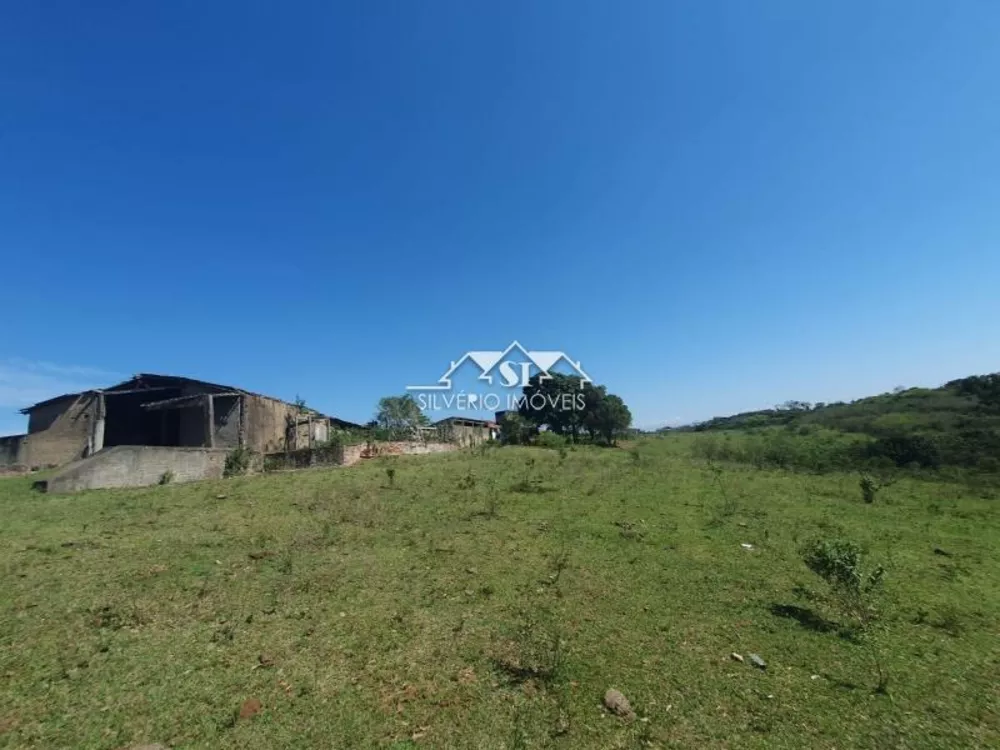 Sítio, 2 quartos, 27 hectares - Foto 2