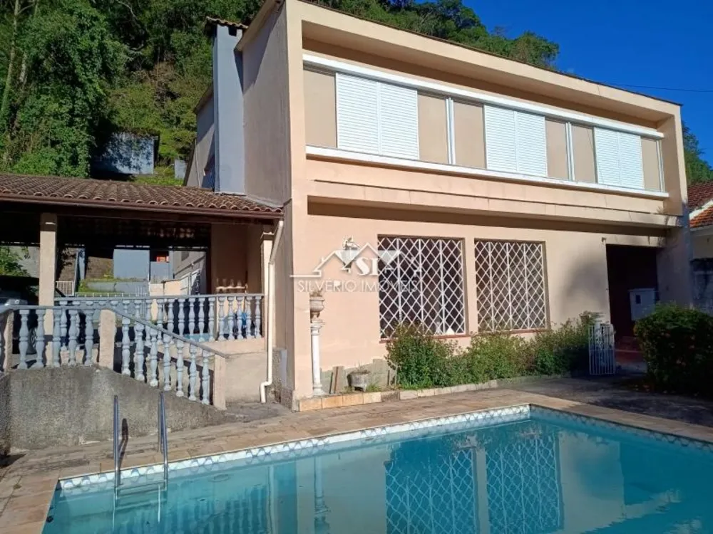 Casa, 4 quartos, 350 m² - Foto 1