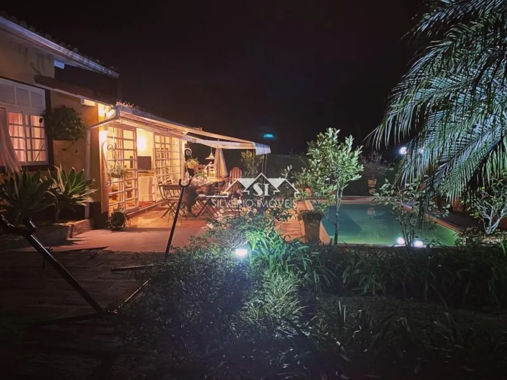 Casa, 5 quartos, 293 m² - Foto 1