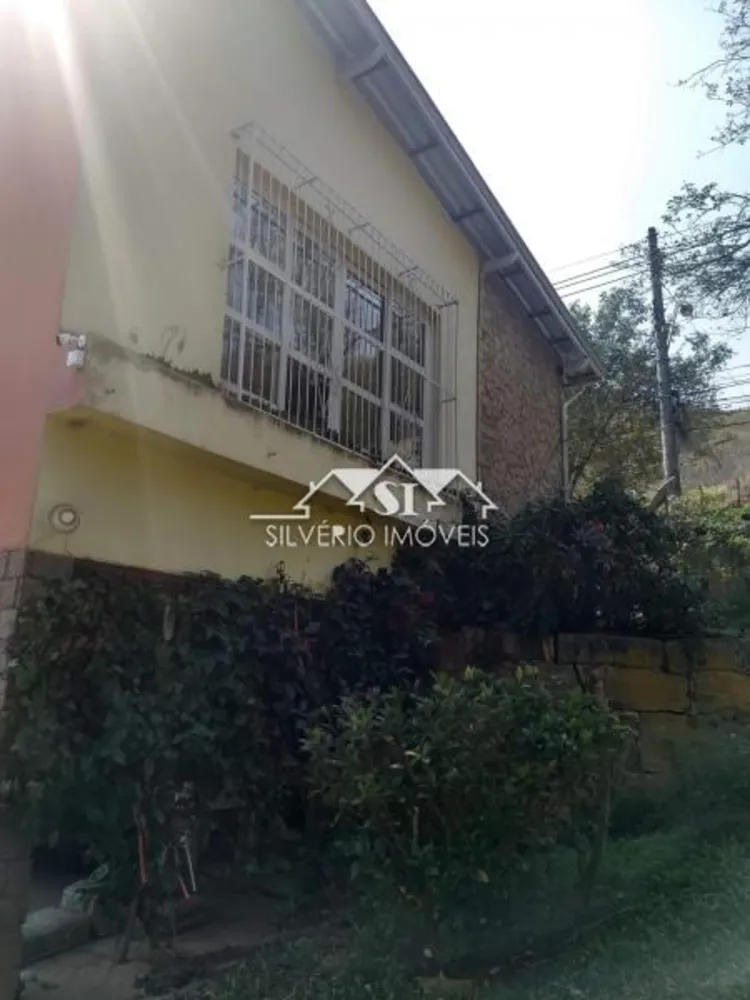 Sítio, 4 quartos, 1000 m² - Foto 2