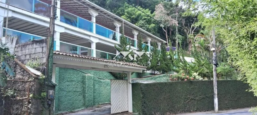 Casa, 4 quartos, 587 m² - Foto 1