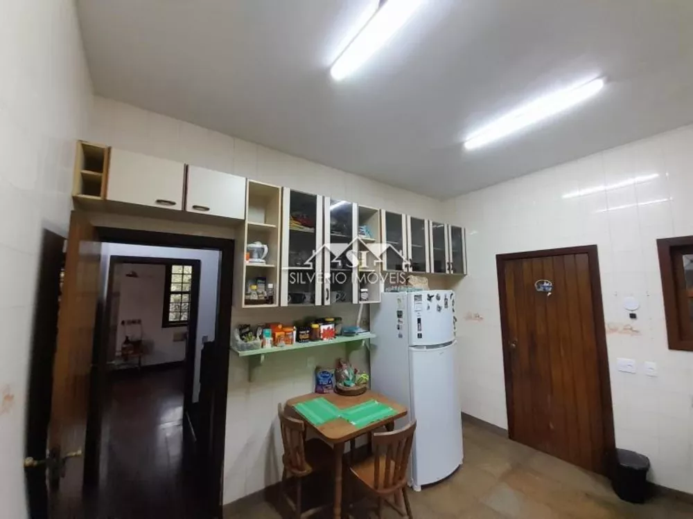 Casa, 4 quartos, 323 m² - Foto 3