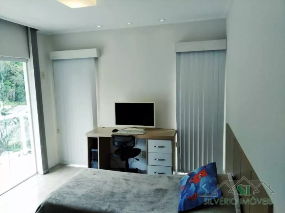 Casa, 4 quartos, 225 m² - Foto 25