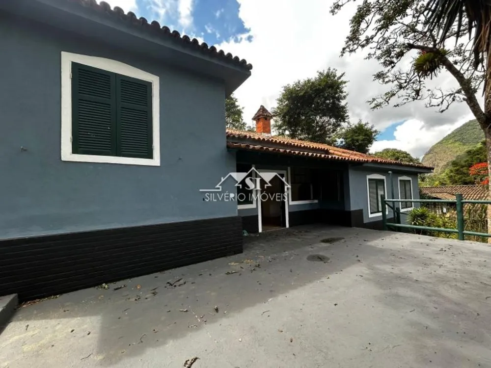 Casa, 4 quartos, 207 m² - Foto 2