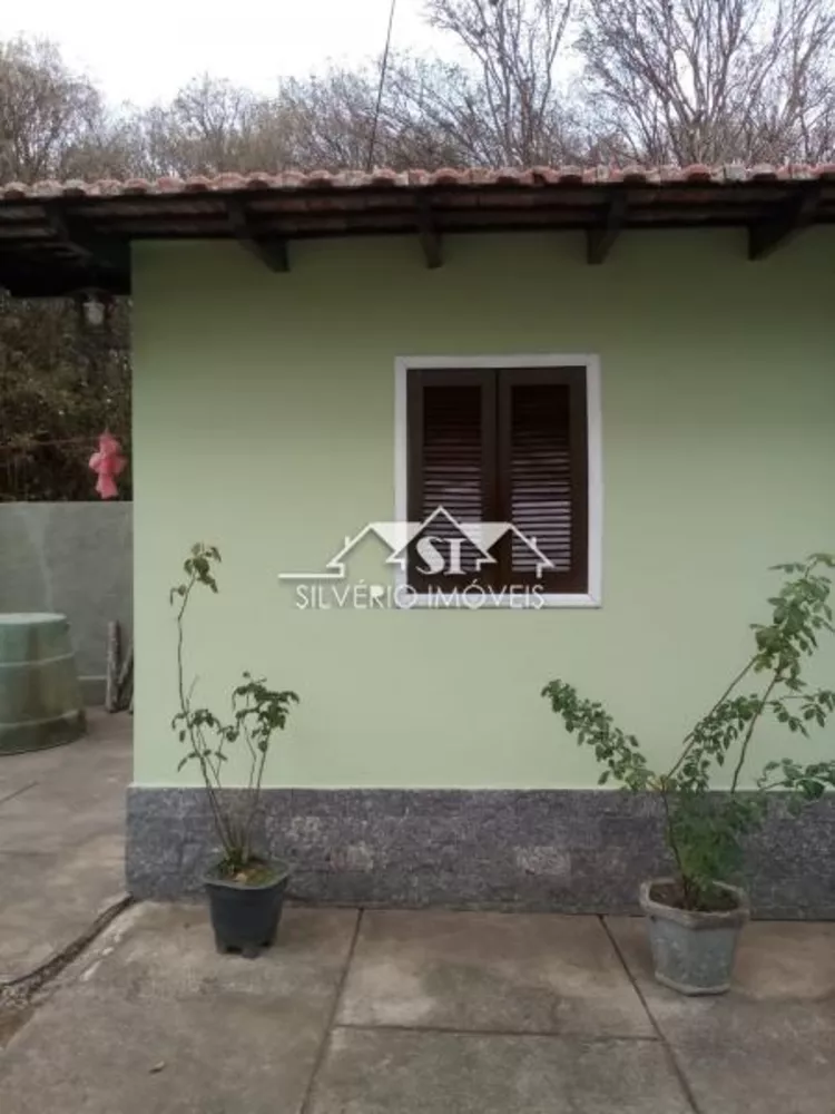 Sítio, 4 quartos, 1060 m² - Foto 4