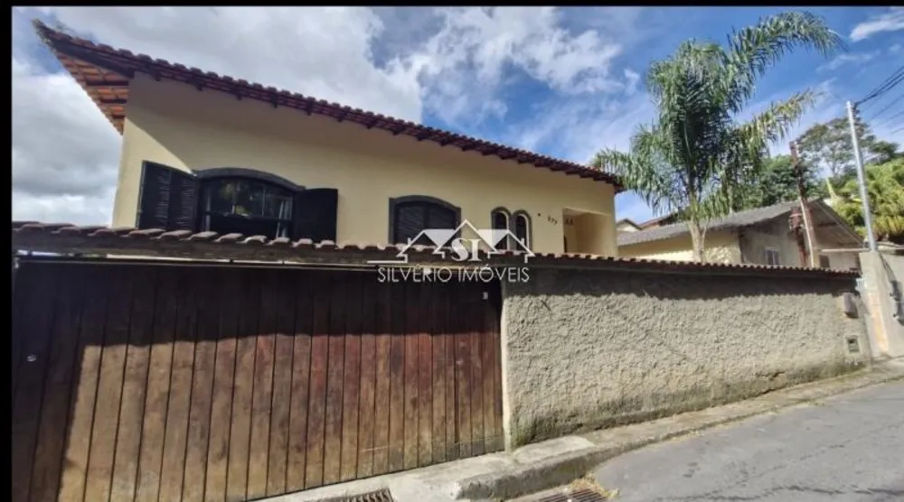 Casa, 3 quartos, 180 m² - Foto 1