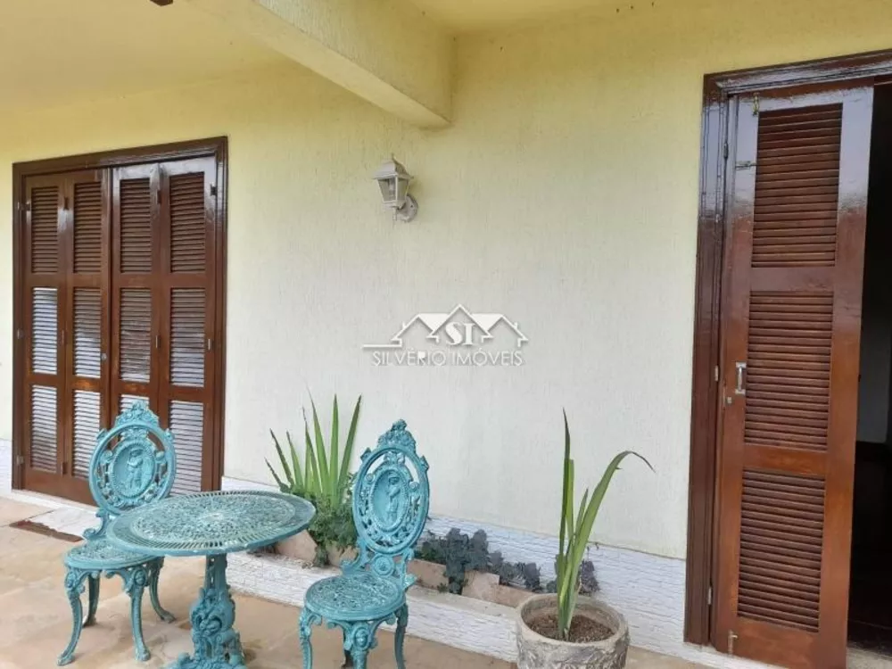 Casa, 5 quartos, 195 m² - Foto 3