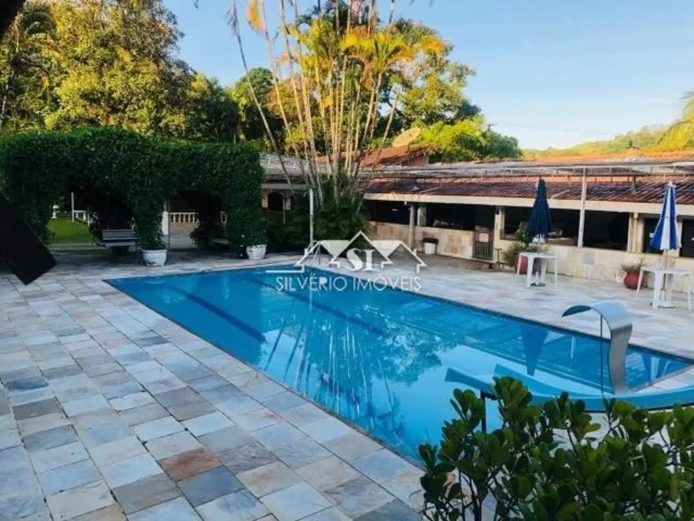 Casa, 6 quartos, 2000 m² - Foto 1